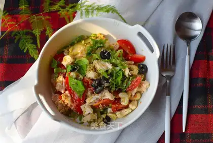 Quinoa chicken diet salad