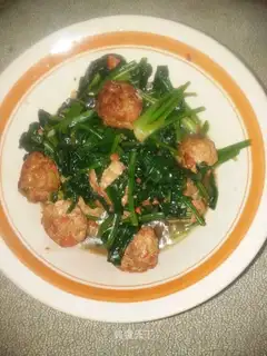 Spinach with carrot meatballs