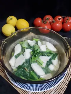 Ink-bread mustard soup