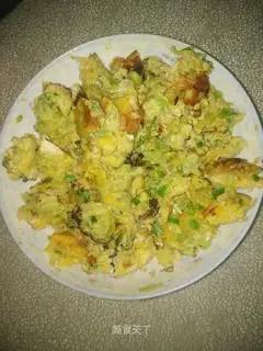 Garlic fried eggs