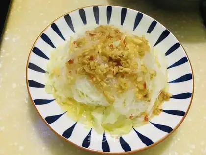 Garlic fan gravy