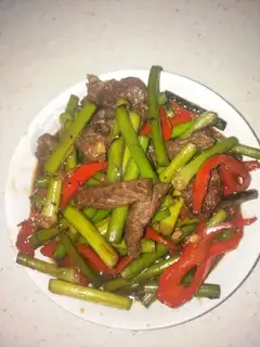 Garlic beef