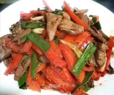 Sweet pepper fried pork liver