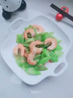 Shrimp and celery