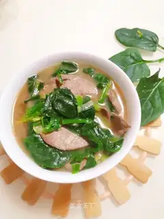 Spinach liver soup