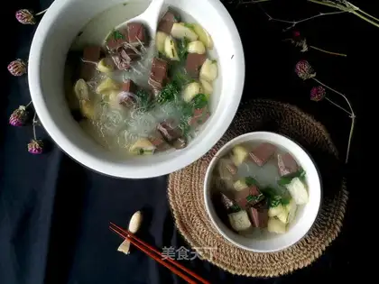 Duck blood fan soup