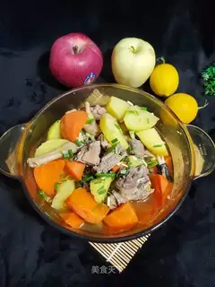 Potato carrots and hens