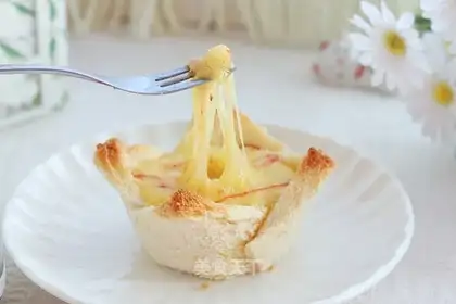 Cheese corn toast