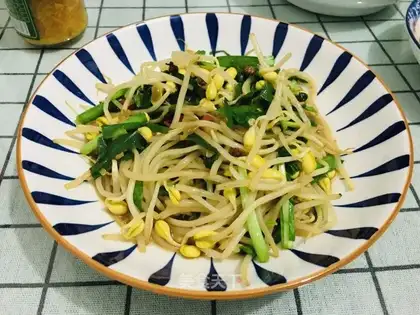 Soybean sprouts