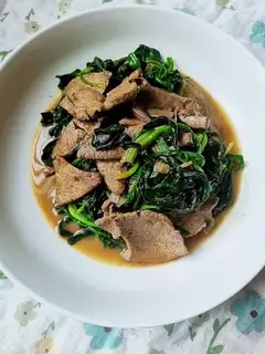 Spinach fried liver