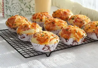 Cheese ham bread
