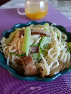 The bean noodle