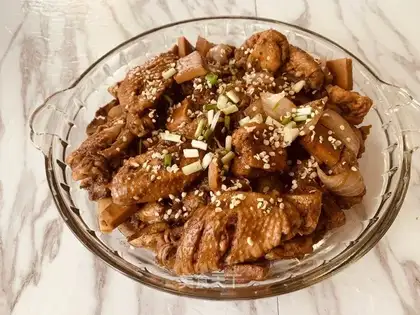 Pyramid chicken wings, prawn shrimp, twin beans