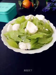 Goose eggs and celery