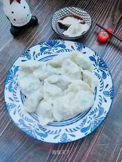 Pyramid dumplings