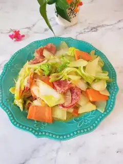 Weed of cabbage