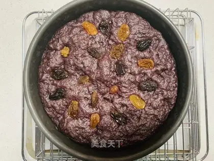Pyramid, black rice