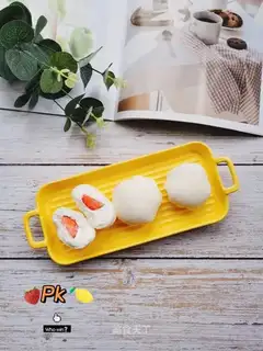 Strawberry Mango Snowmen