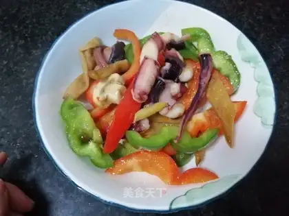 Pepper fried octopus feet