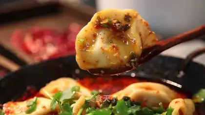 Sour soup dumplings