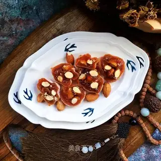 Bata Tomato rolls