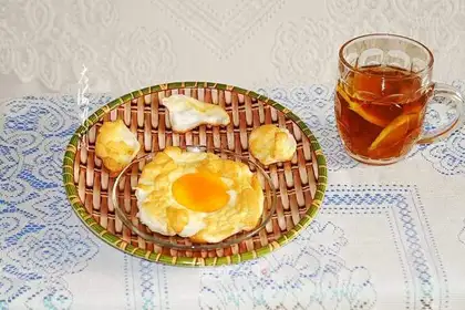 Cloud eggs
