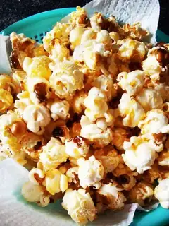 Caramel popcorn