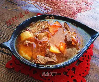 Tomato beef soup