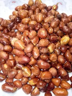Salt peanuts