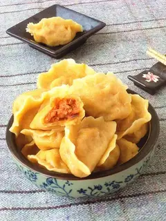 Pumpkin carrot pork dumplings
