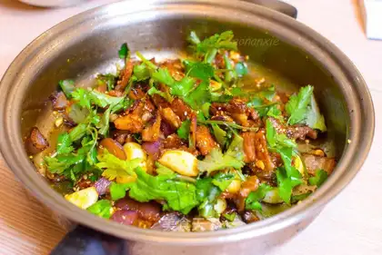 I've got a flat pan to roast with