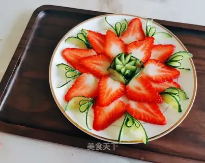 Strawberry fruit plate
