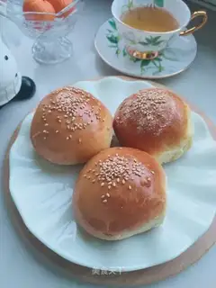 Bread with bean sand