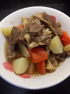 Potato carrot beef