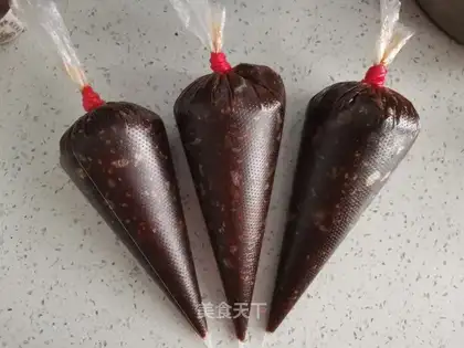 Sweet dates mud