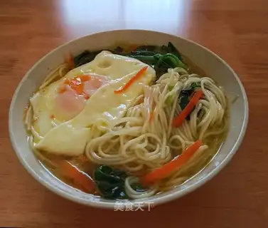 Spinach carrots and egg noodles