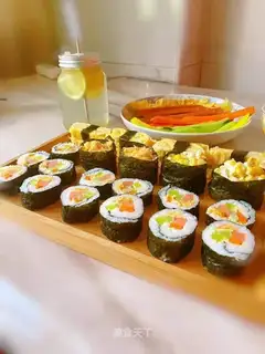 Sushi rolls