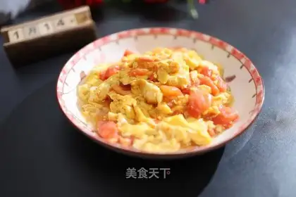 Tomato fried eggs