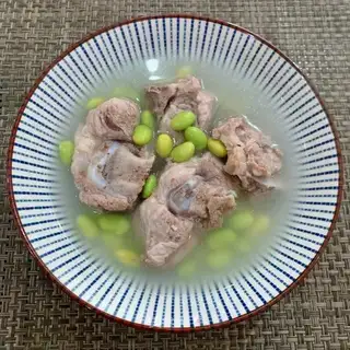 Bean-bone soup