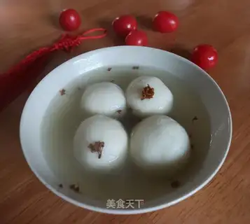 Cinnamon, honey, bean sandballs