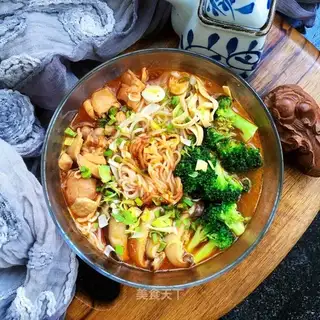 Spicy mushroom chicken line