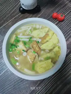 Seafood mushroom egg dumpling soup