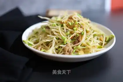 Rhodish radish sprouts