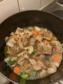 Liang's ribs soup