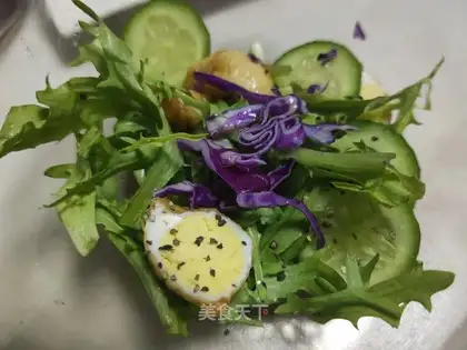A salad bowl
