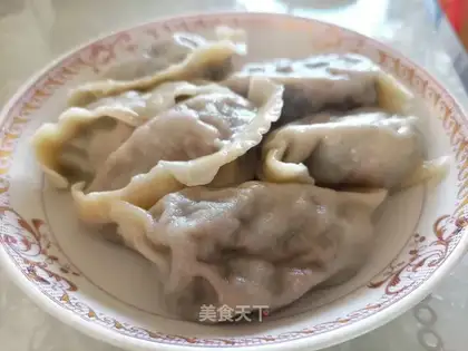 The cabbage, the water dumpling