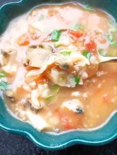 The abalone clams and the ketchup soup