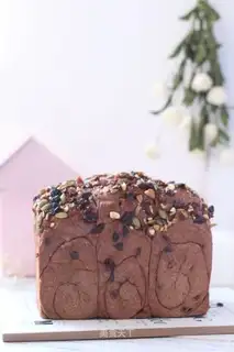 ♪ Happy Queen's toast ♪