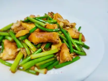Garlic fried eggs