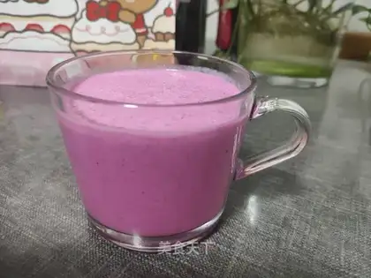 Banana dragon milkshake